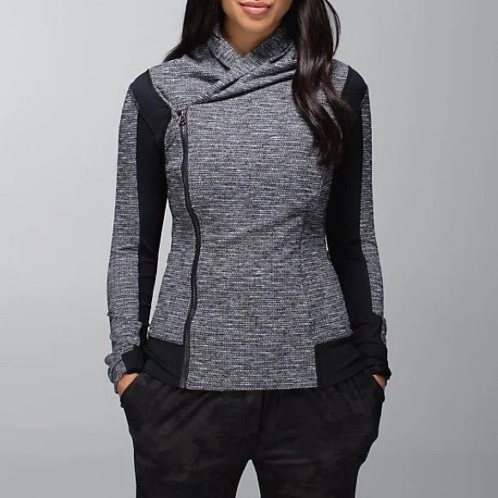 Lululemon Black/Grey Define Wrap Side Zipper Jacket Size 12